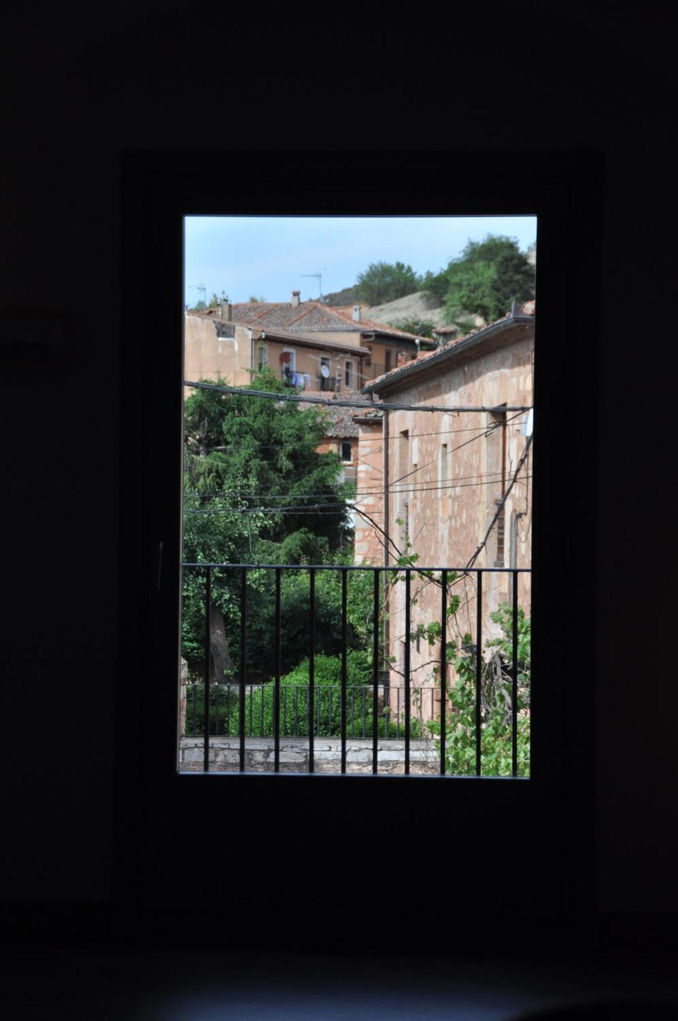 Hotel Ayllon Exterior photo
