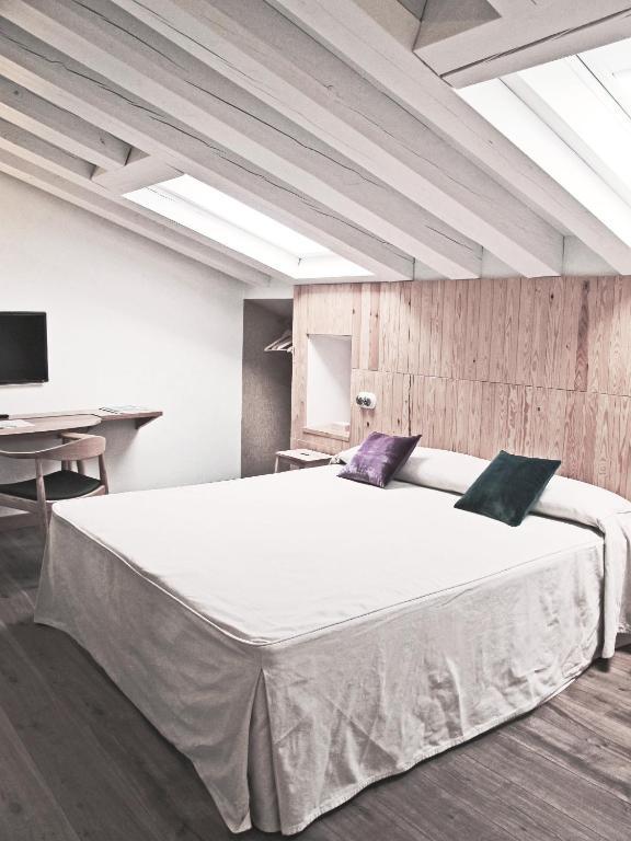 Hotel Ayllon Room photo